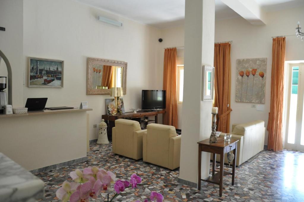 Hotel Verdesolemare Marina di Pietrasanta Exterior foto